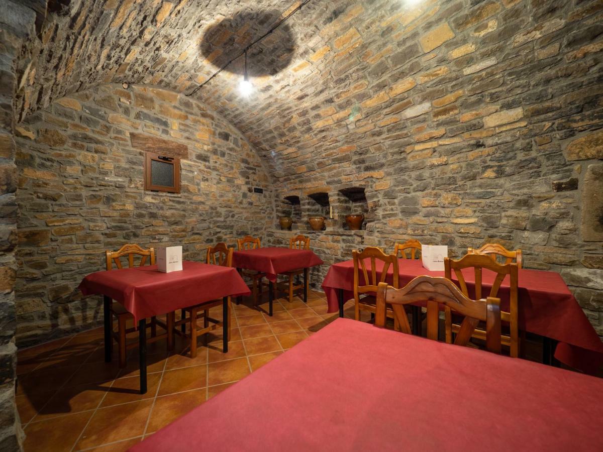 Готель Casa Dueso El Pueyo de Araguas Екстер'єр фото